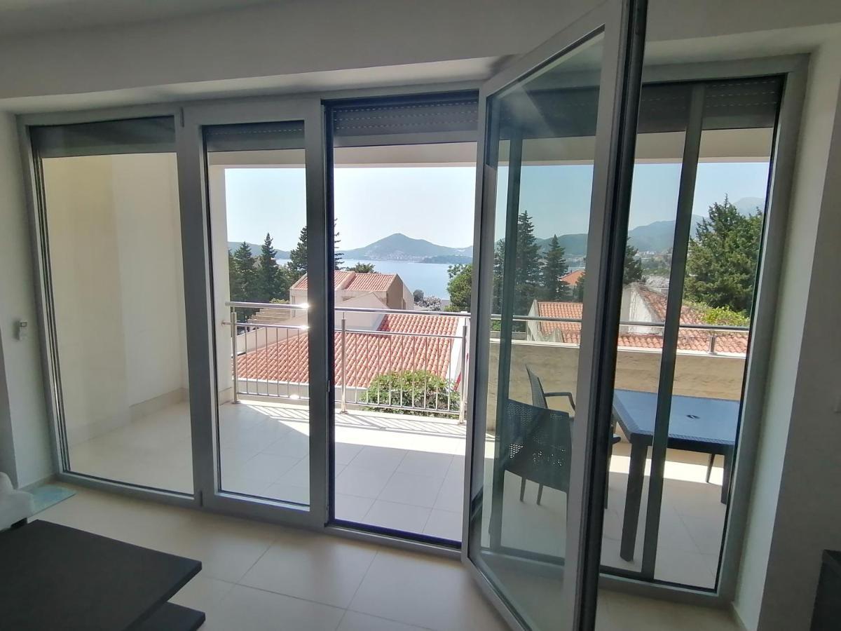 Apartman Sara Przno  Ngoại thất bức ảnh